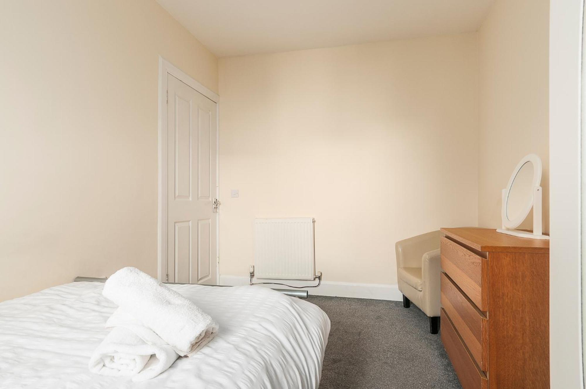 2 Bed Property, Sleeps 5, Free Parking, Near City Centre Edimburgo Exterior foto