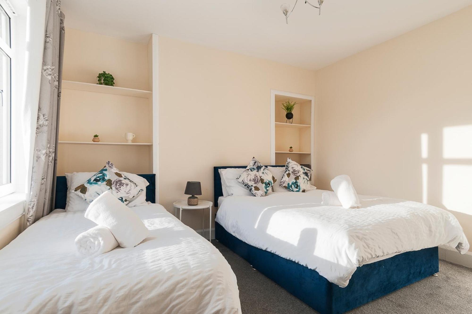 2 Bed Property, Sleeps 5, Free Parking, Near City Centre Edimburgo Exterior foto